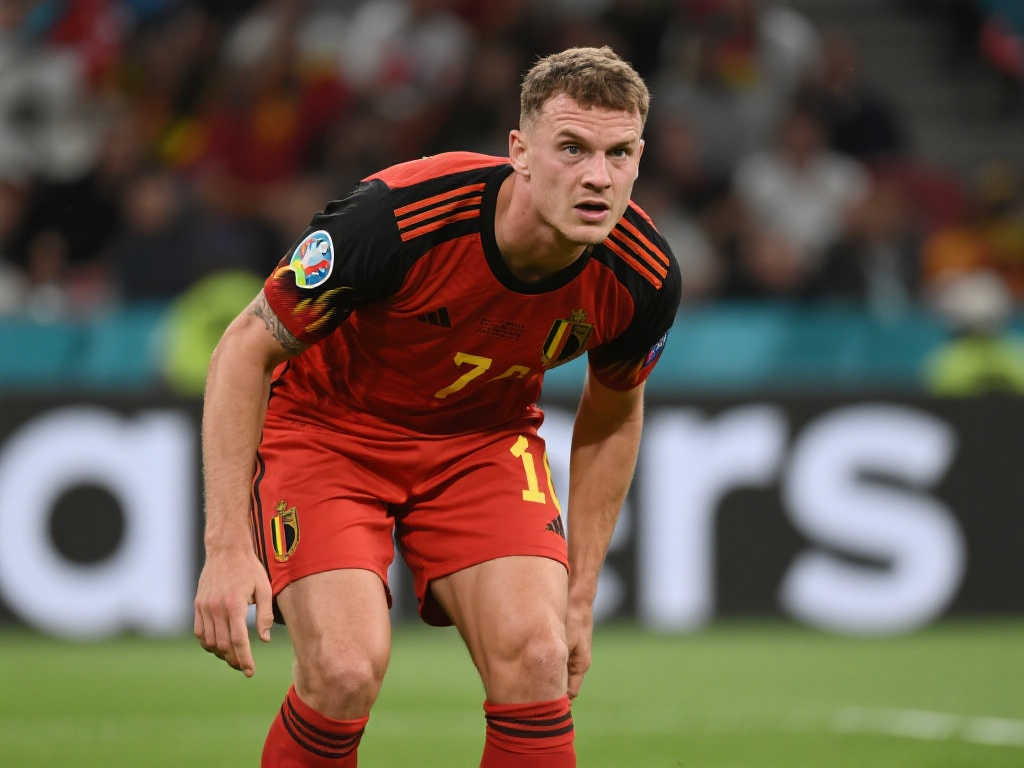 比利时后防核心季末挂靴 曾因心理困扰退出国家队 比利时后防核心季末挂靴 曾因心理困扰退出国家队